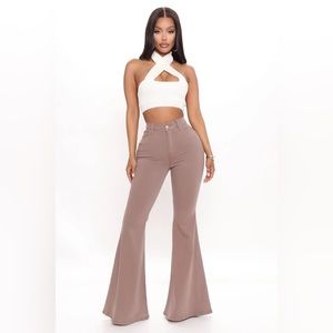 FASHION NOVA santorini super stretch flare jeans ✨